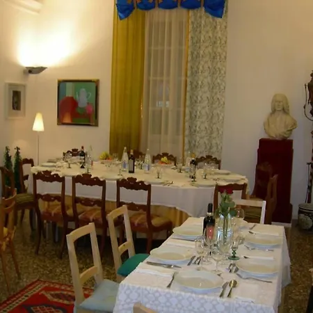 Il Falchetto מלון 3*